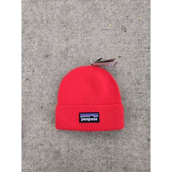 Patagonia Knit Cap Beanie Red NWT - Picture 1 of 2